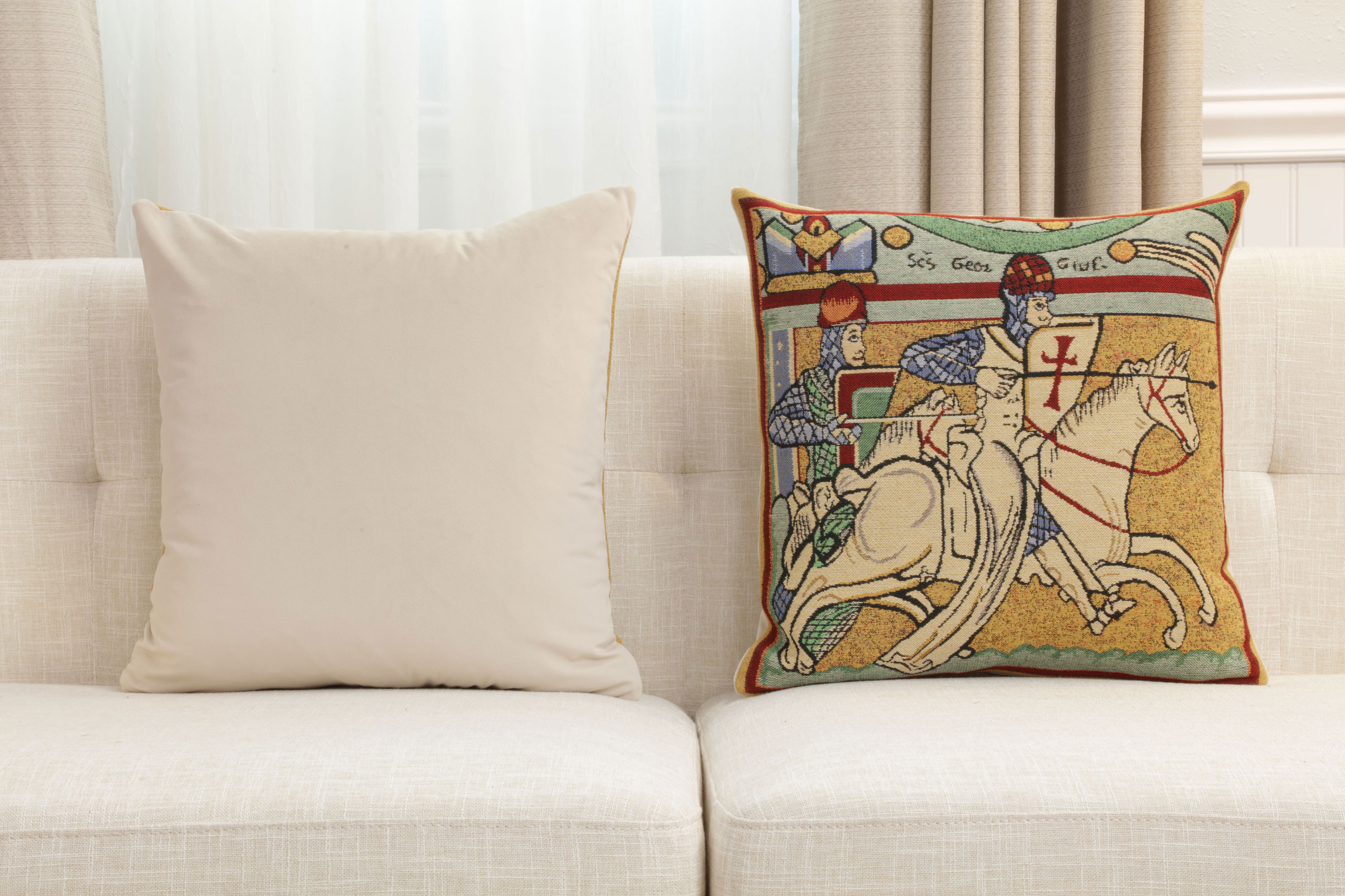 Chevaliers de St. Gregoire Medieval Tapestry Pillow Cover 16x16 Inch Cotton Jacquard Woven Cushion Cover