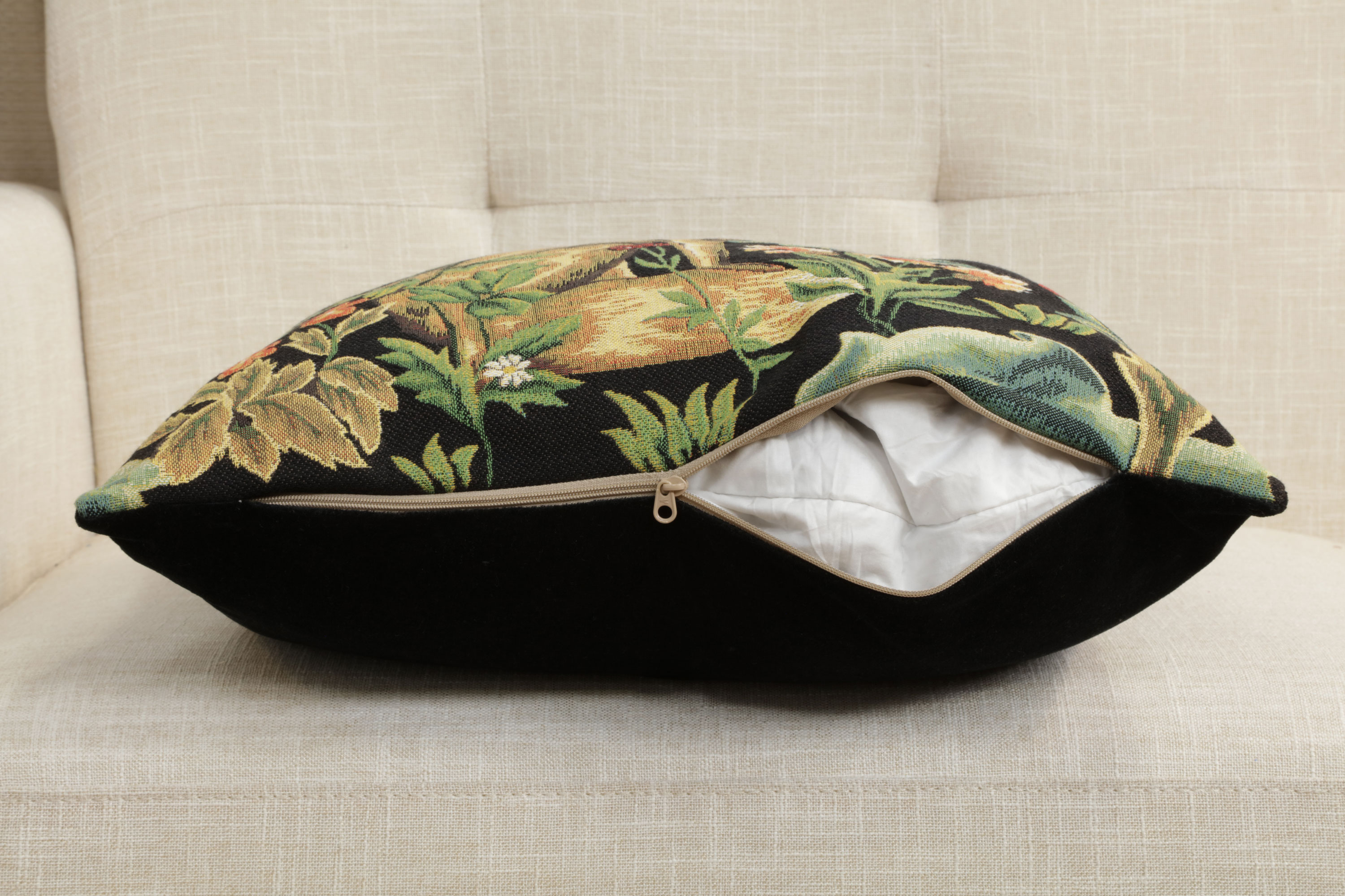 Black Wolf Belgian Tapestry Pillow Cover 18x18 inch 100% Cotton Belgian Jacquard Woven Cushion Cover