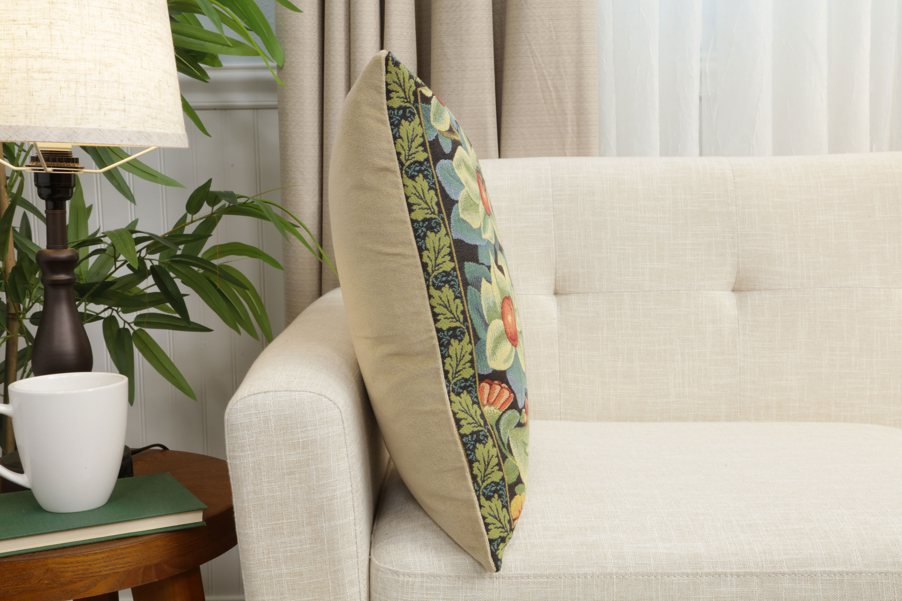 Black Woodpecker Left Belgian Tapestry Pillow Cover 18x18 inch 100% Cotton Belgian Jacquard Woven Cushion Cover