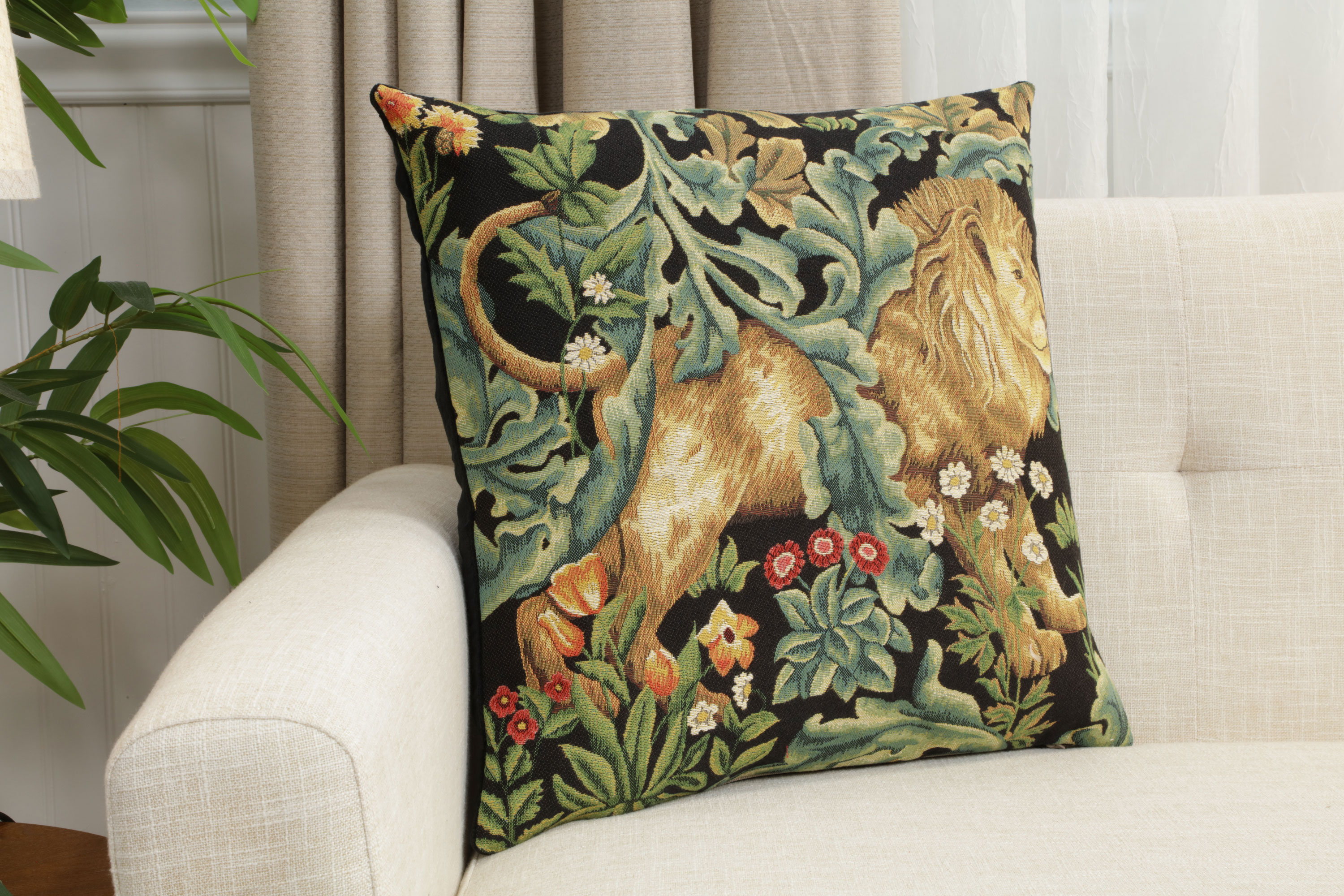 Black Lion Belgian Tapestry Pillow Cover 18x18 inch 100% Cotton Belgian Jacquard Woven Cushion Cover