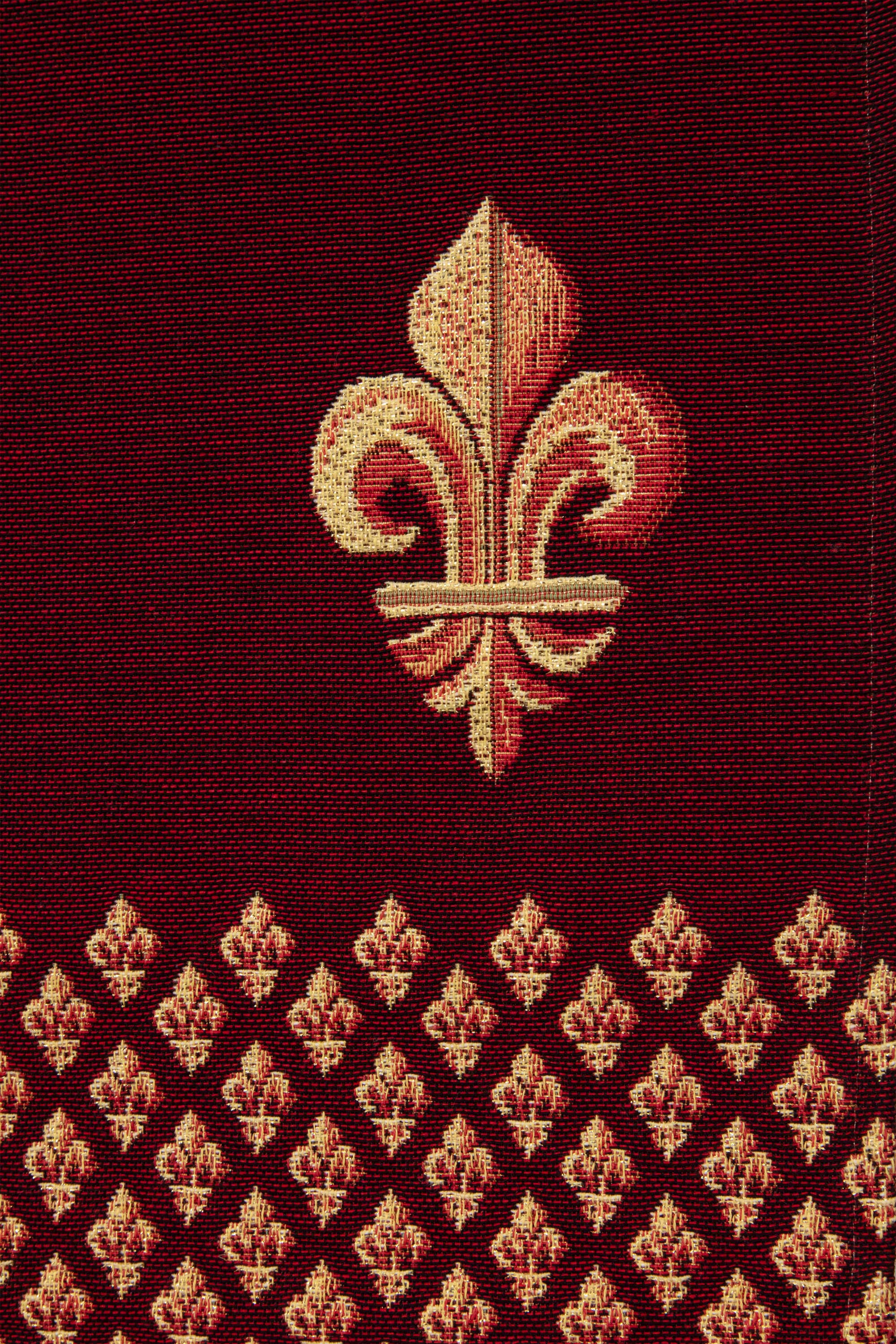 Royal Fleur de Lys Red French Jacquard Woven Table Runner 68x18 Inch European Decor