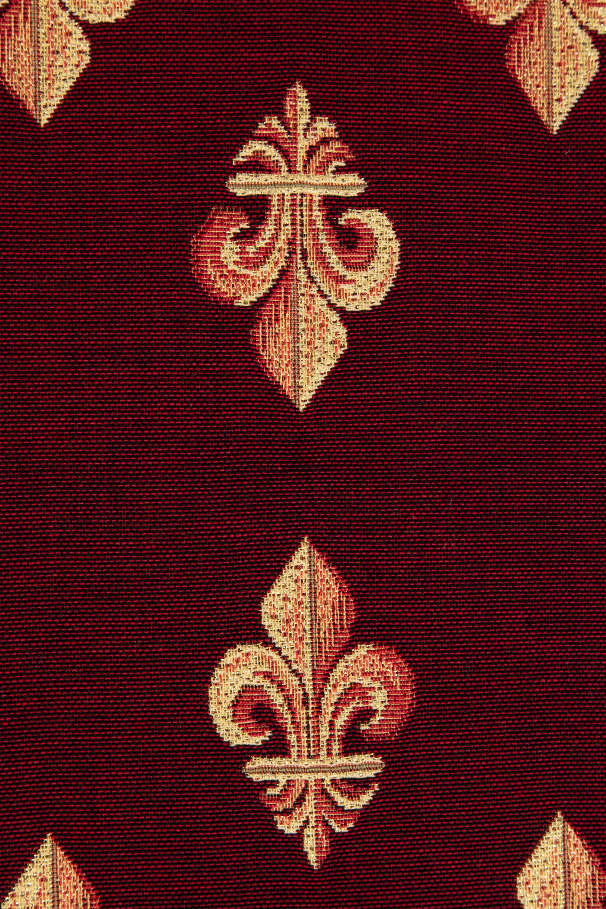 Royal Fleur de Lys Red French Jacquard Woven Table Runner 68x18 Inch European Decor