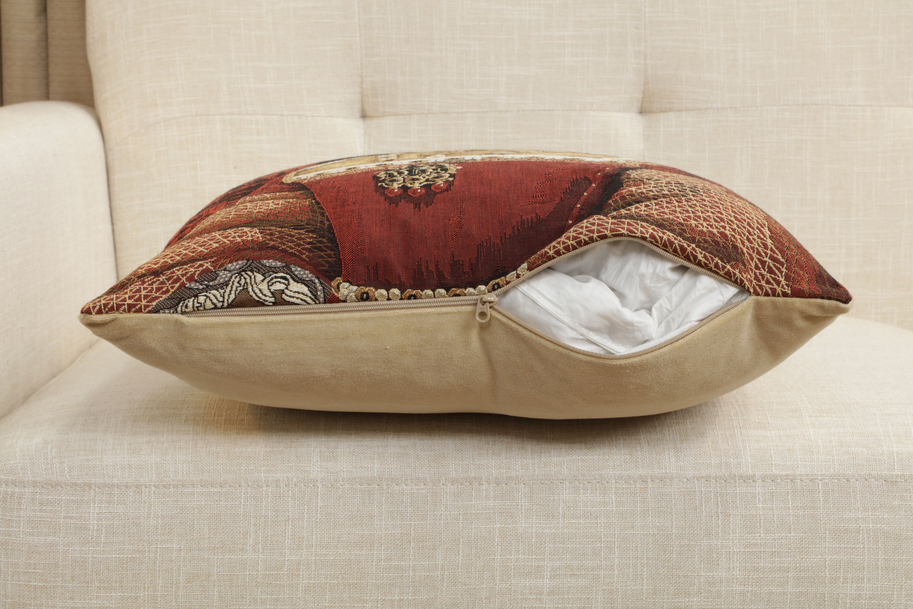 Chien Napoleon Claude de France Tapestry Pillow Cover 18x18 Inch Cotton Jacquard Woven Cushion Cover