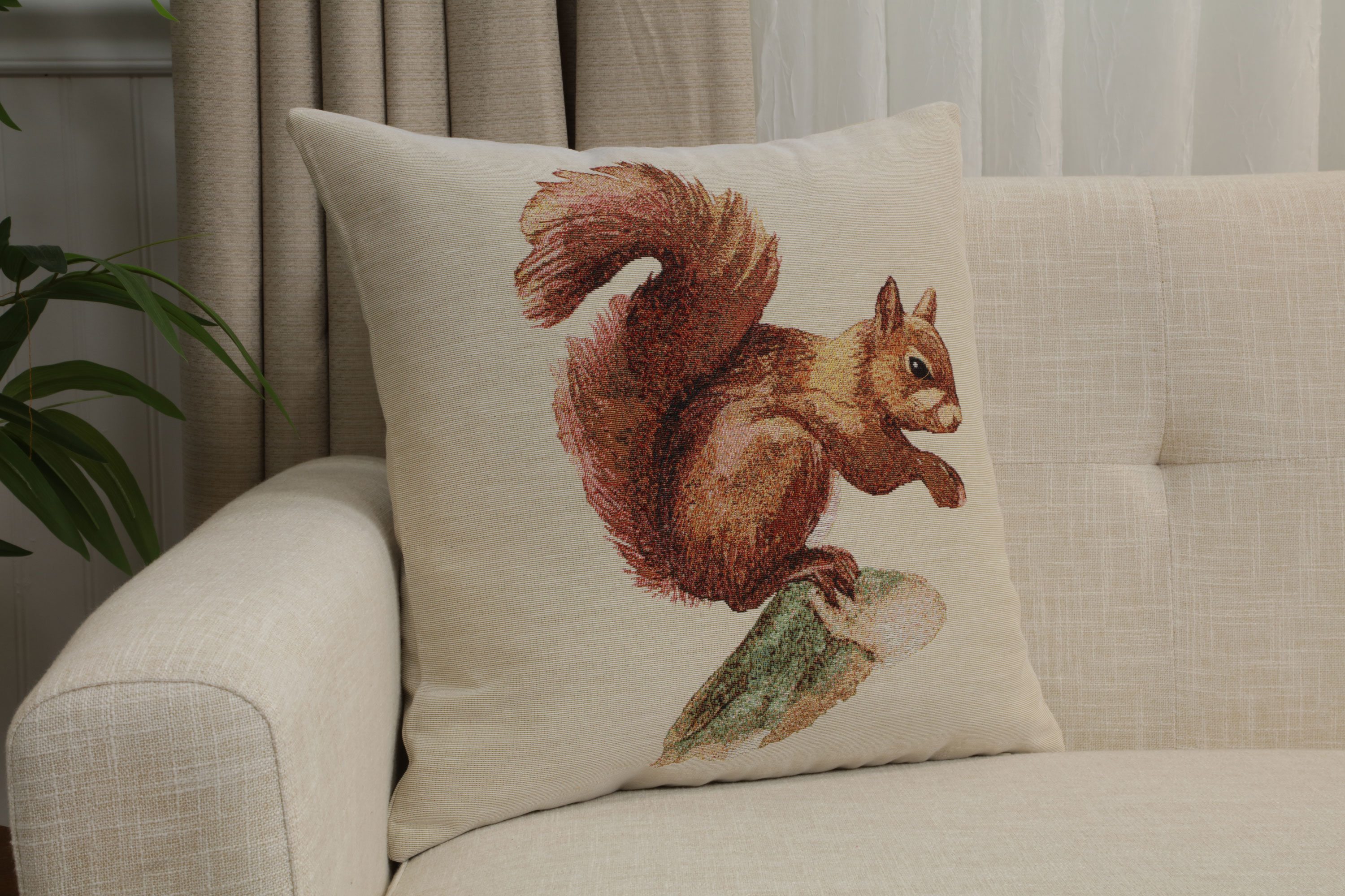 Squirrel Tapestry Pillow Cover 18x18 Inch Cotton Jacquard Woven Cushion Cover