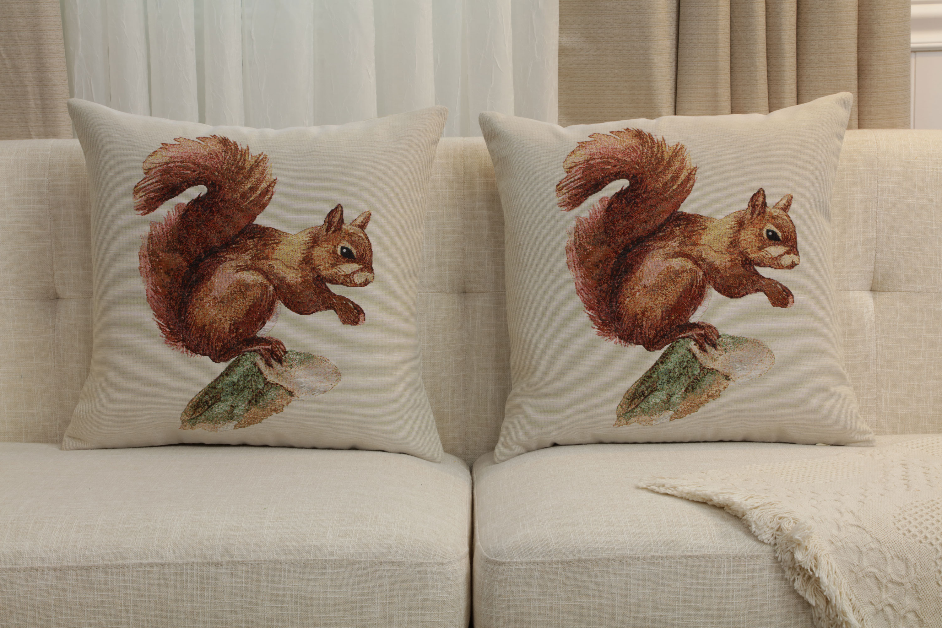 Squirrel Tapestry Pillow Cover 18x18 Inch Cotton Jacquard Woven Cushion Cover