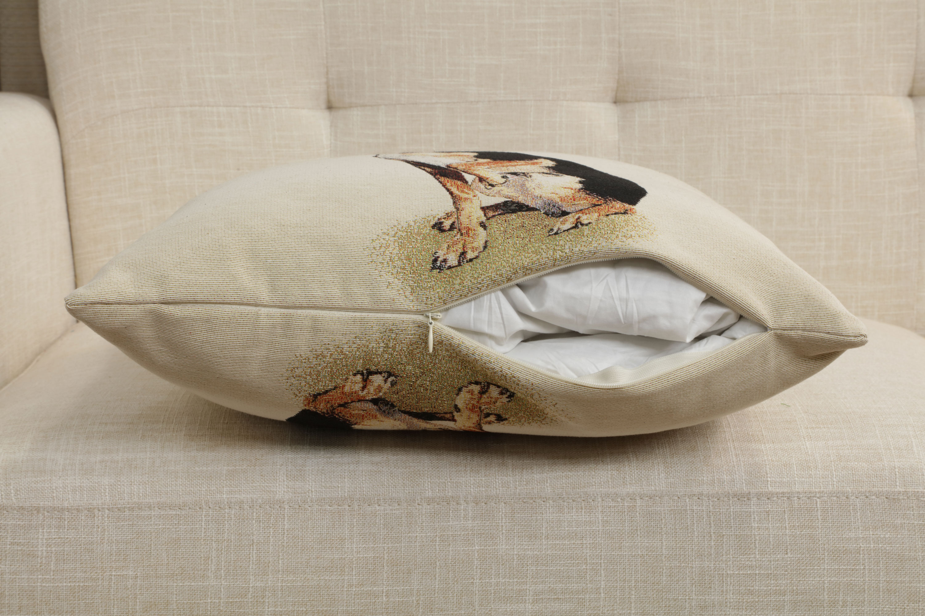 Mini Pinscher Tapestry Pillow Cover 18x18 Inch Cotton Jacquard Woven Cushion Cover
