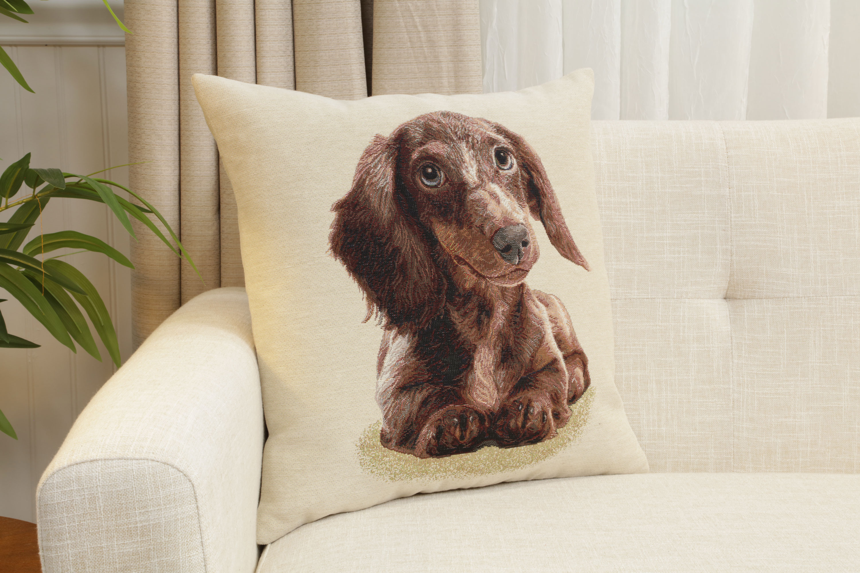 Little Dachshund Tapestry Pillow Cover 18x18 Inch Cotton Jacquard Woven Cushion Cover