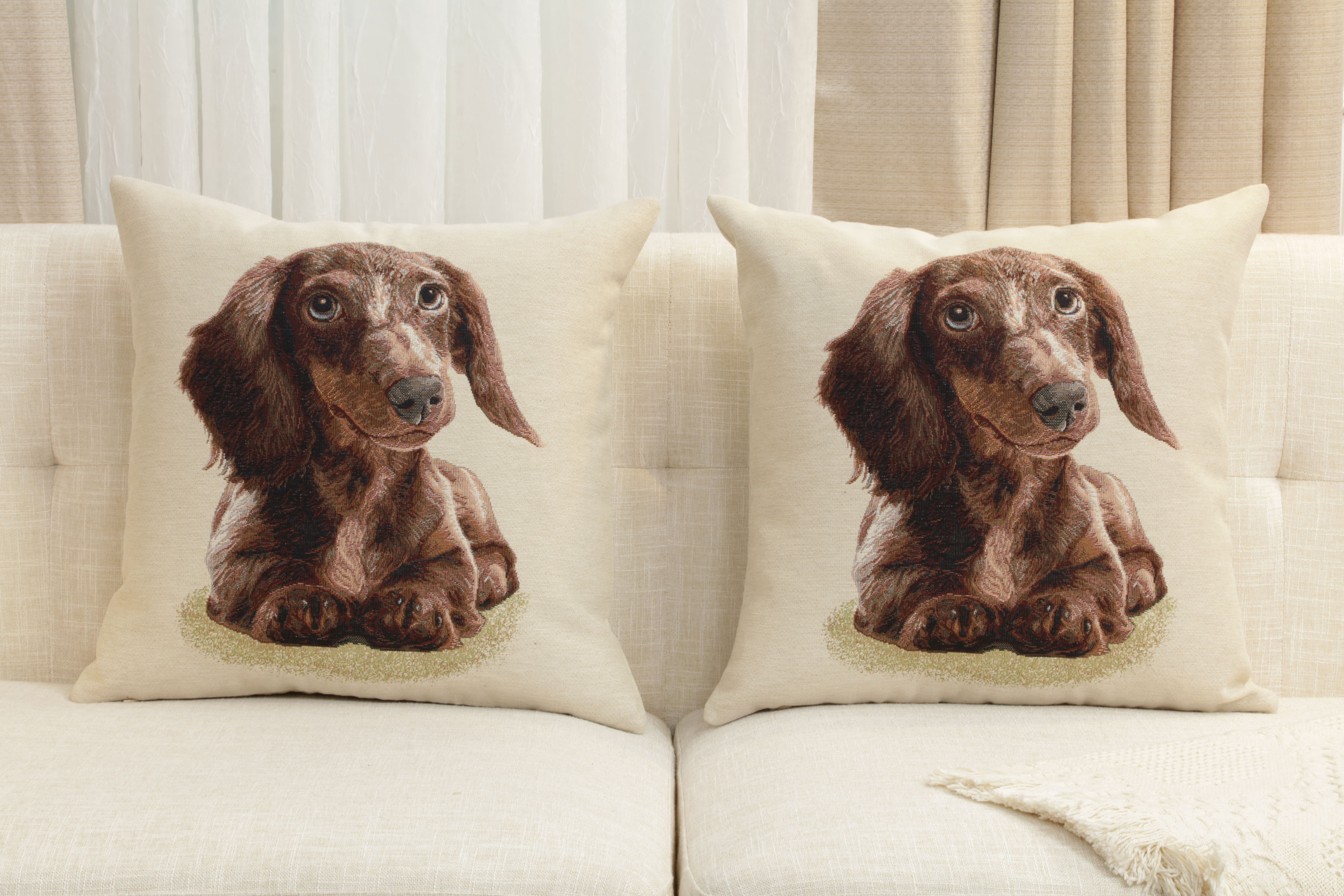 Little Dachshund Tapestry Pillow Cover 18x18 Inch Cotton Jacquard Woven Cushion Cover