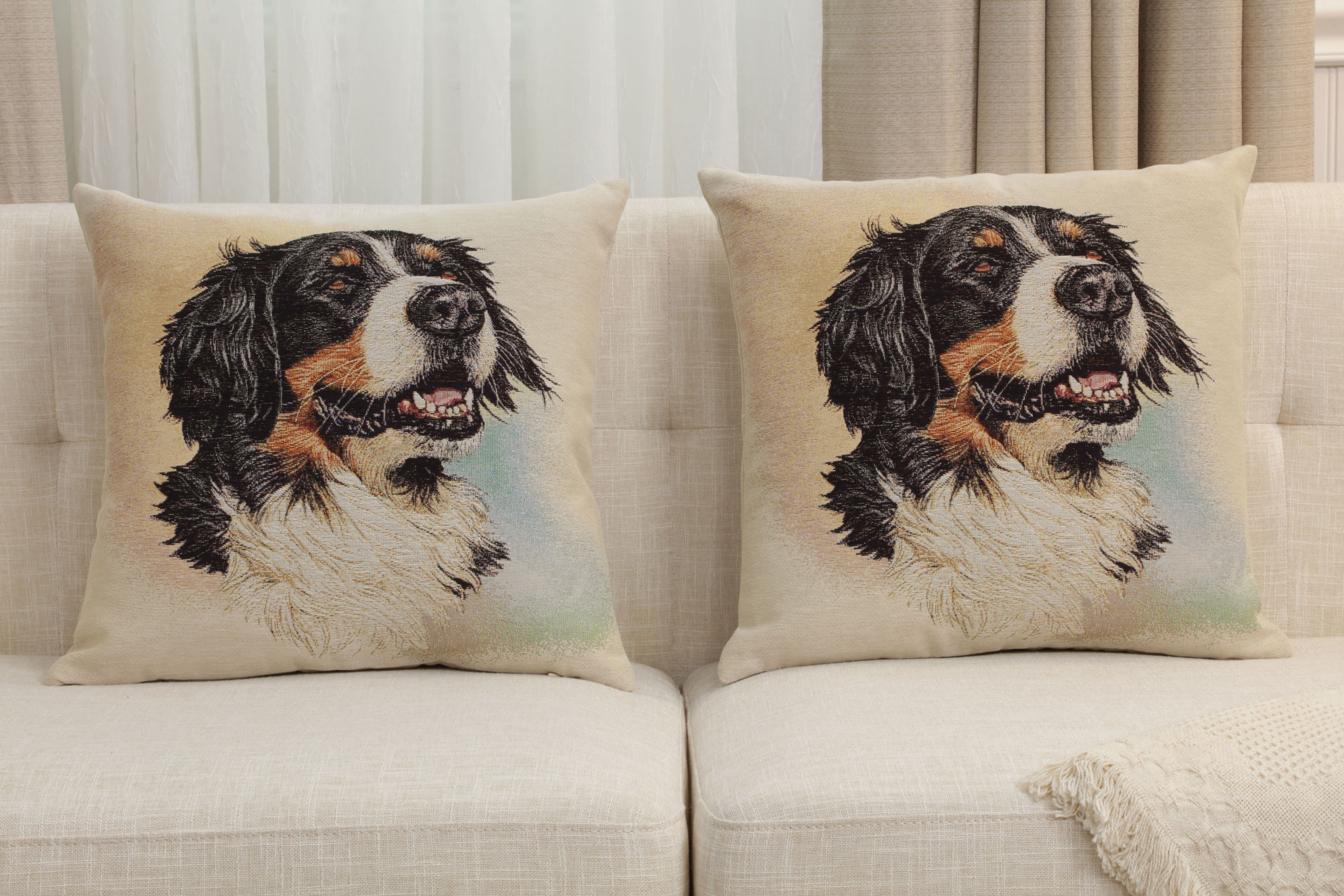 Bernese Mountain Dog Tapestry Pillow Cover 18x18 Inch Cotton Jacquard Woven Cushion Cover