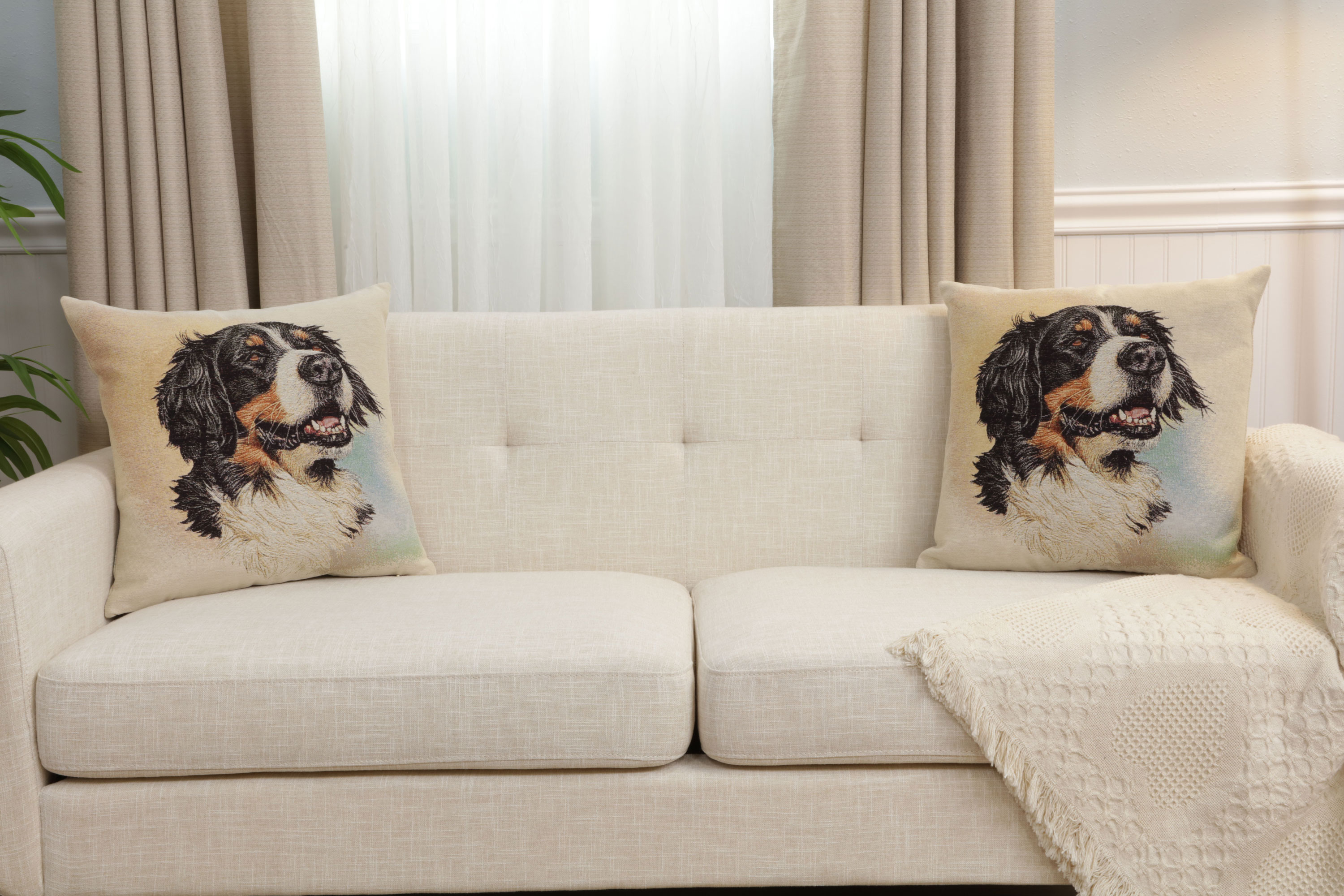 Bernese Mountain Dog Tapestry Pillow Cover 18x18 Inch Cotton Jacquard Woven Cushion Cover