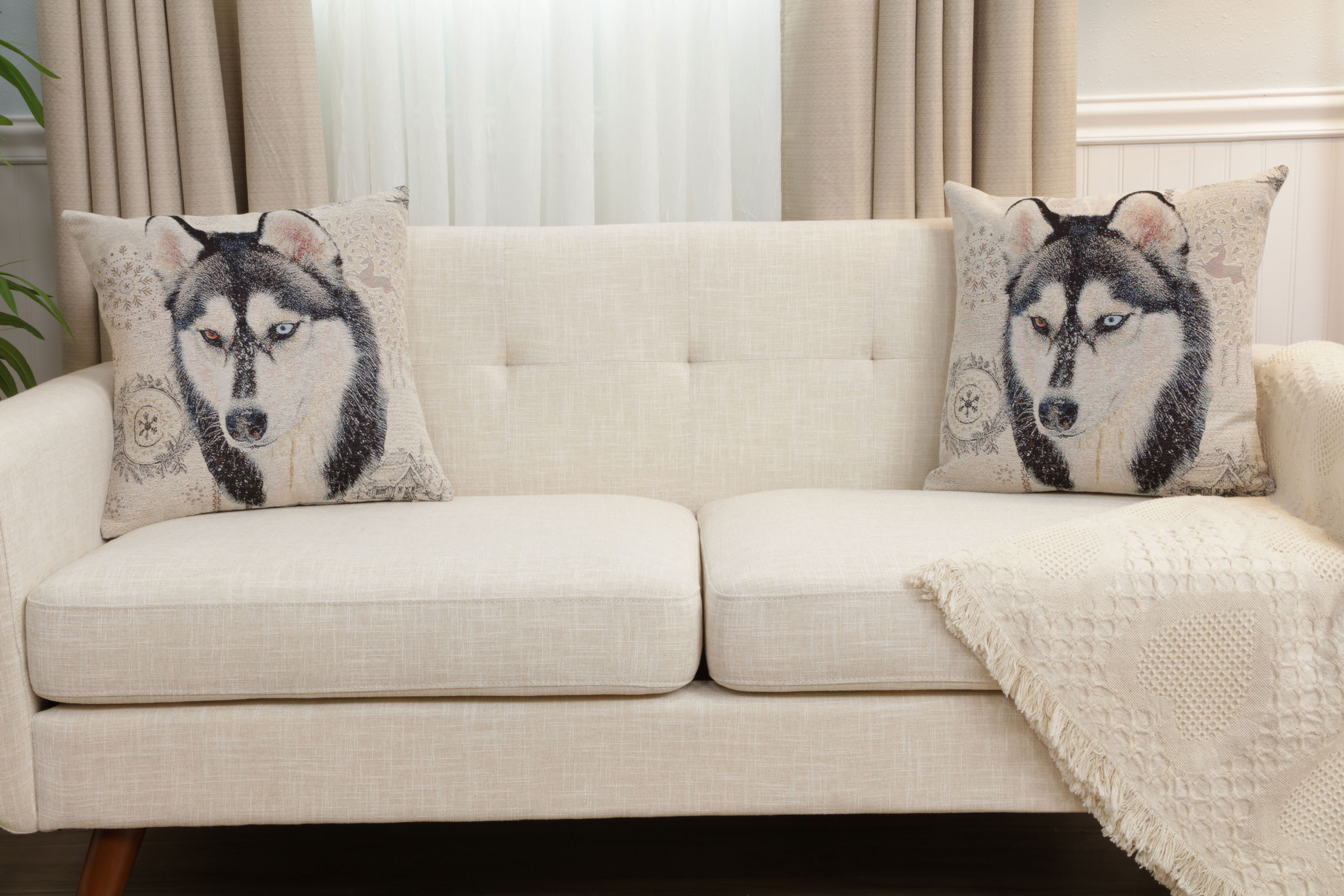Husky Tapestry Pillow Cover 18x18 Inch Cotton Jacquard Woven Cushion Cover