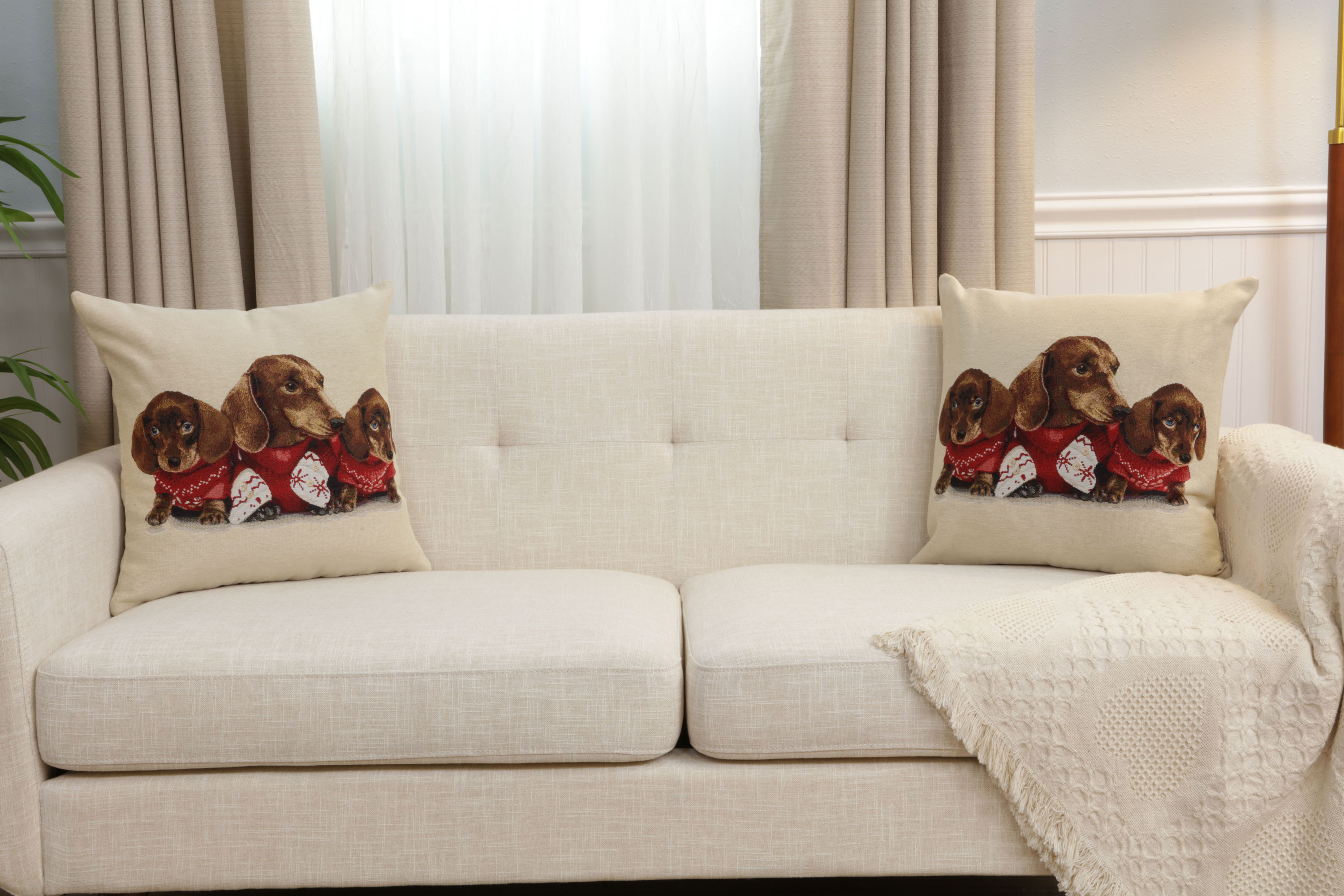 Dachshund Trio Tapestry Pillow Cover 18x18 Inch Cotton Jacquard Woven Cushion Cover