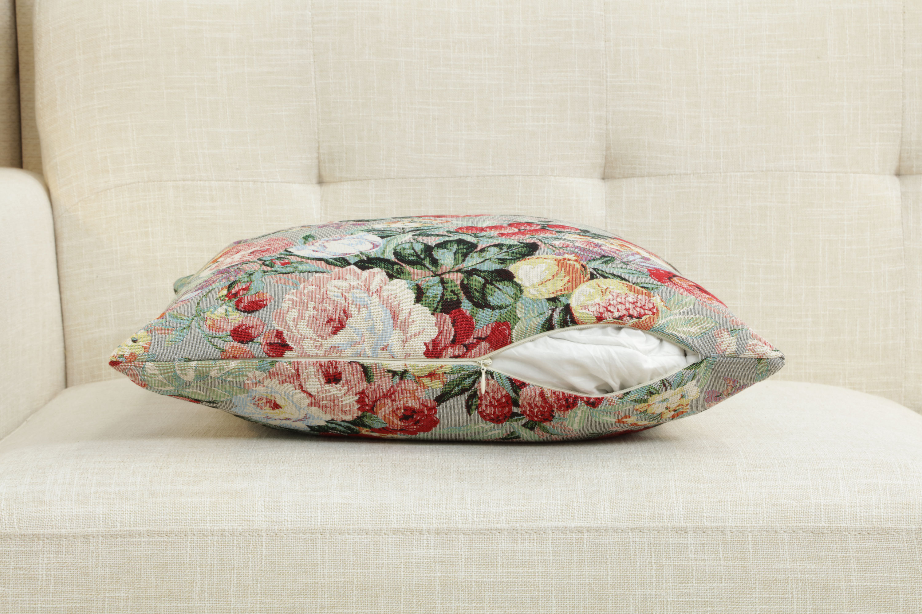 Floral Berries Field Tapestry Pillow Cover 18x18 Inch Cotton Jacquard Woven Cushion Cover