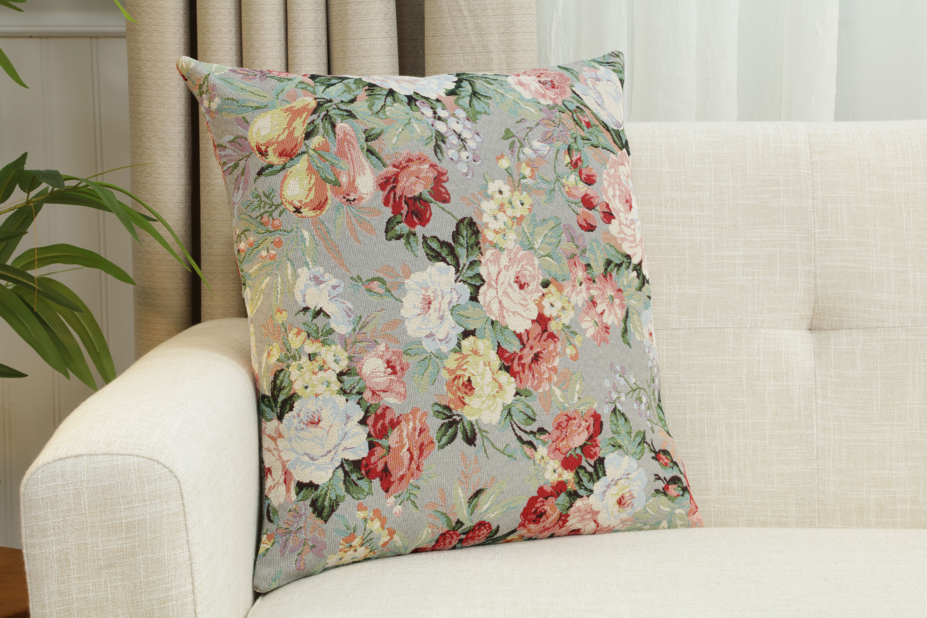 Floral Berries Field Tapestry Pillow Cover 18x18 Inch Cotton Jacquard Woven Cushion Cover