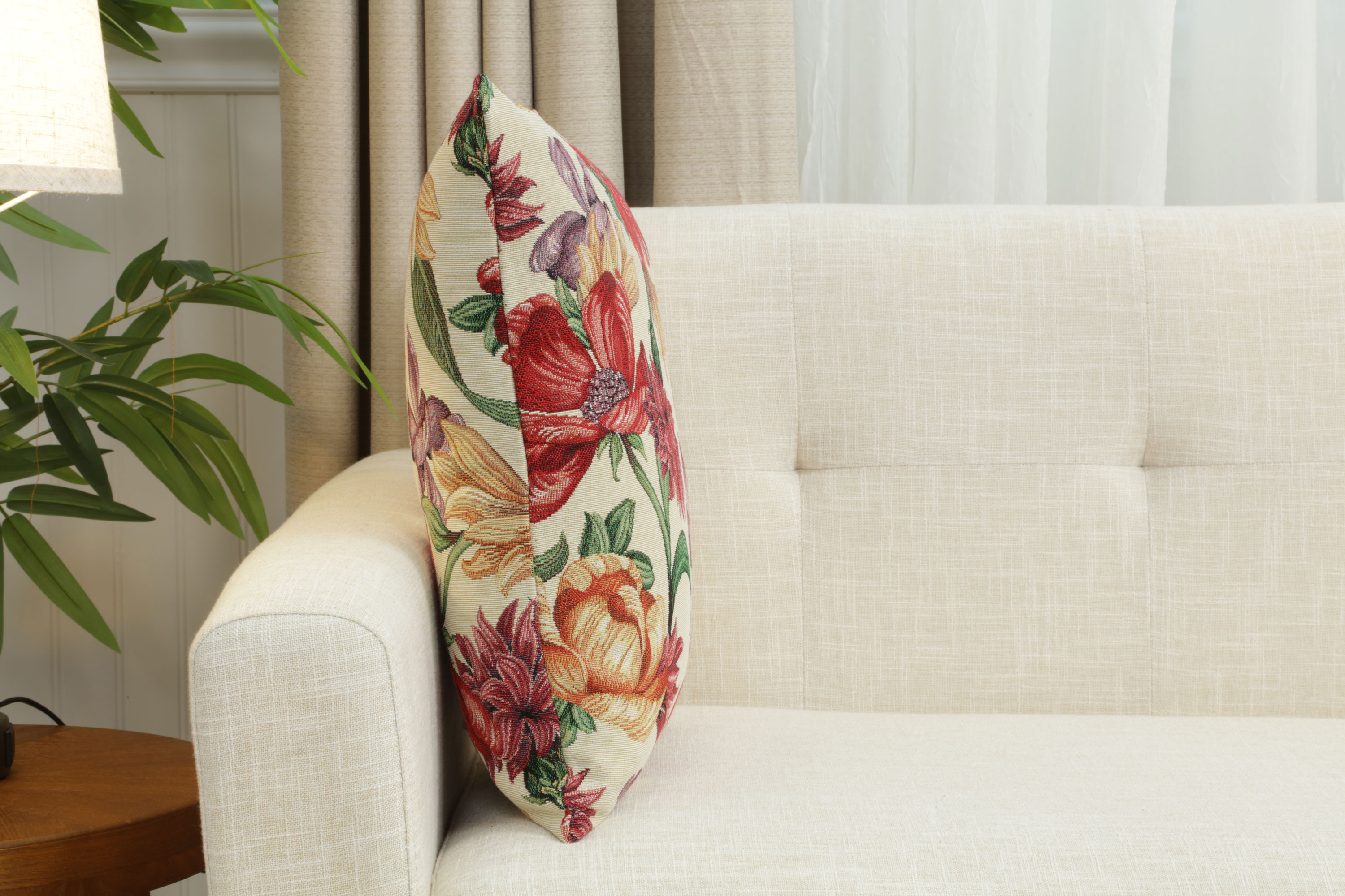Floral Iris Blossoms Tapestry Pillow Cover 18x18 Inch Cotton Jacquard Woven Cushion Cover