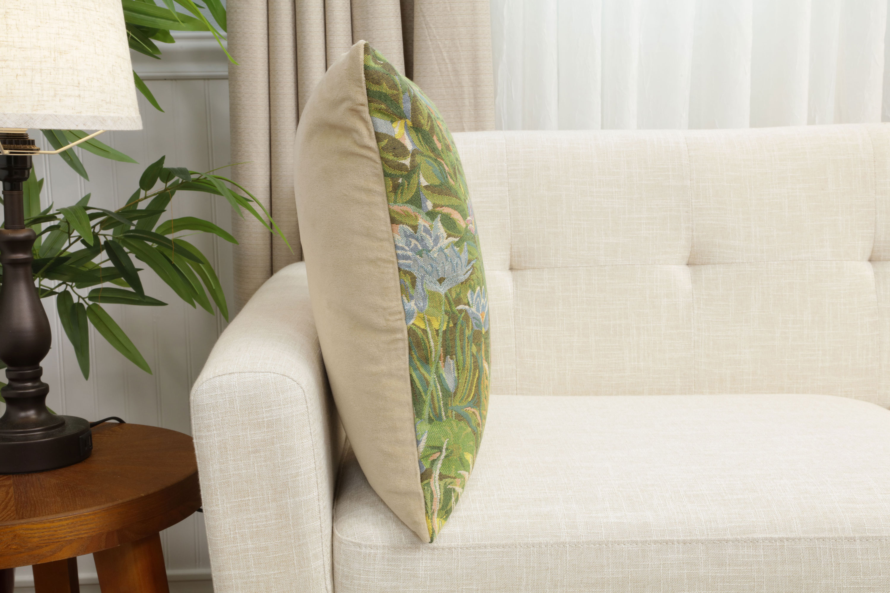 Feerie Tropicale Left European Cushion Cover | Close Up 2