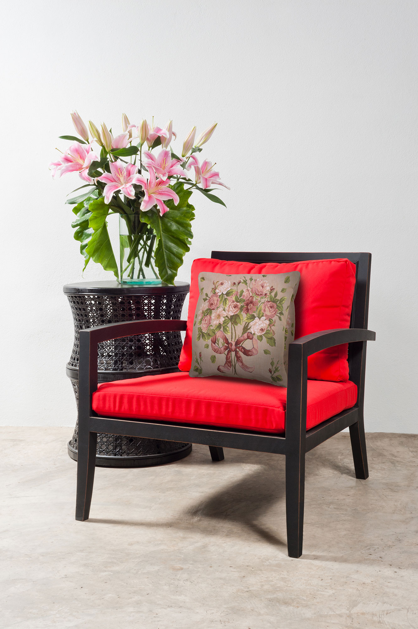 Floral Bouquet De Roses Tapestry Pillow Cover 19x19 Inch Cotton Jacquard Woven Cushion Cover