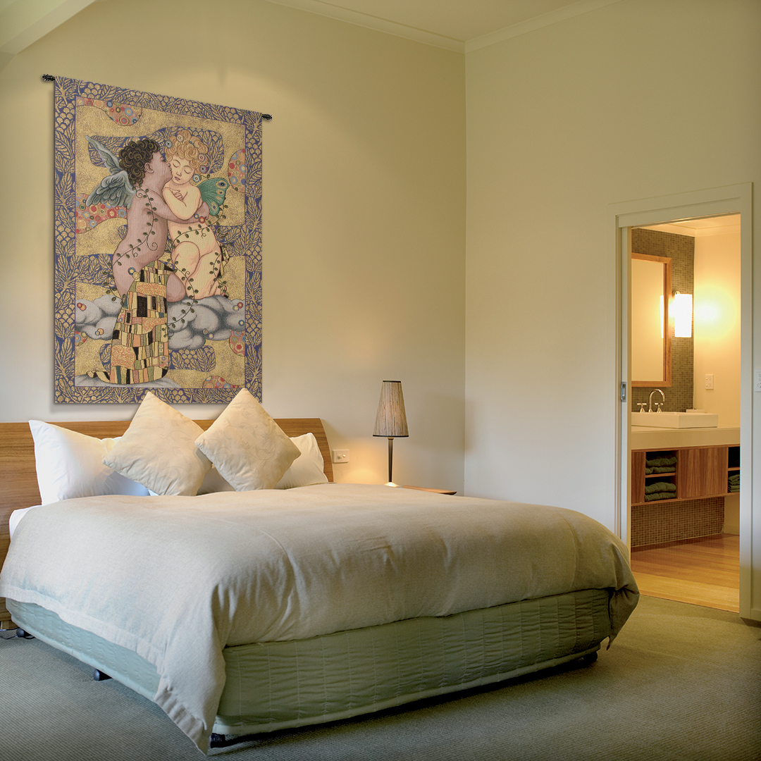 Gustav Klimt The First Kiss Vintage Tapestry Wall Hanging 36 x 24 in Art Nouveau Jacquard Woven Decor