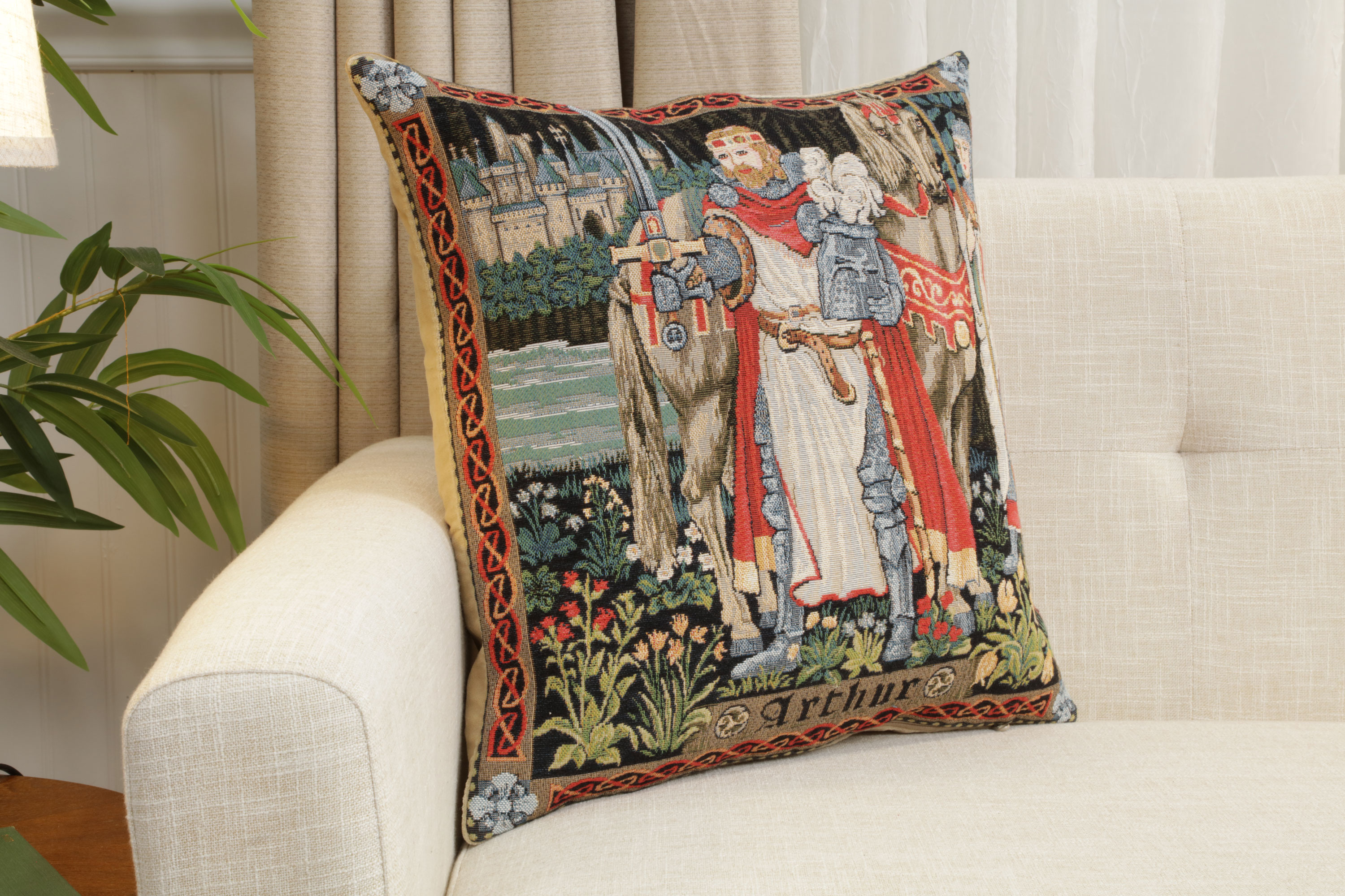 Medieval Legendary King Arthur Tapestry Pillow Cover 18x18 Inch Cotton Jacquard Woven Cushion Cover