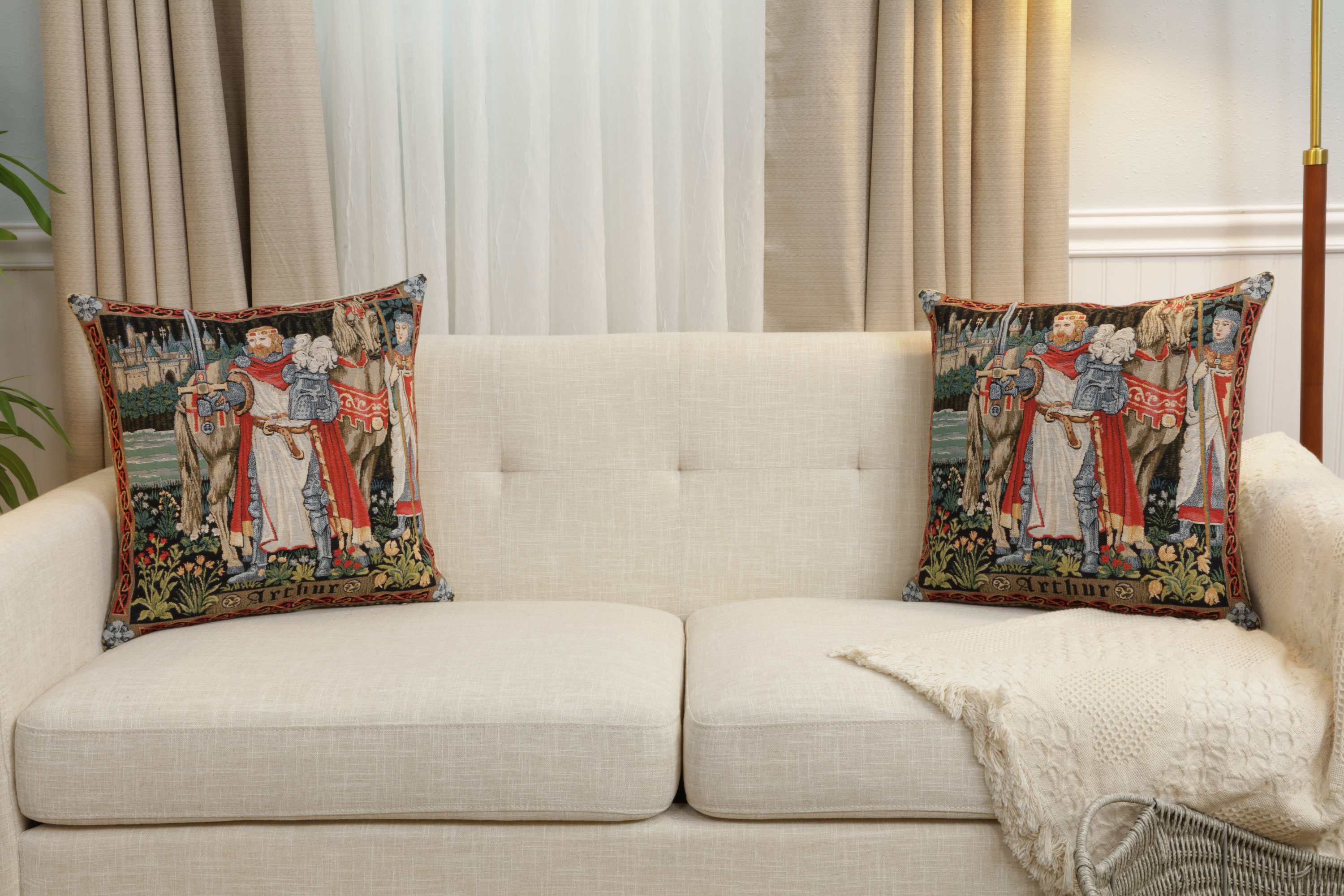 Medieval Legendary King Arthur Tapestry Pillow Cover 18x18 Inch Cotton Jacquard Woven Cushion Cover