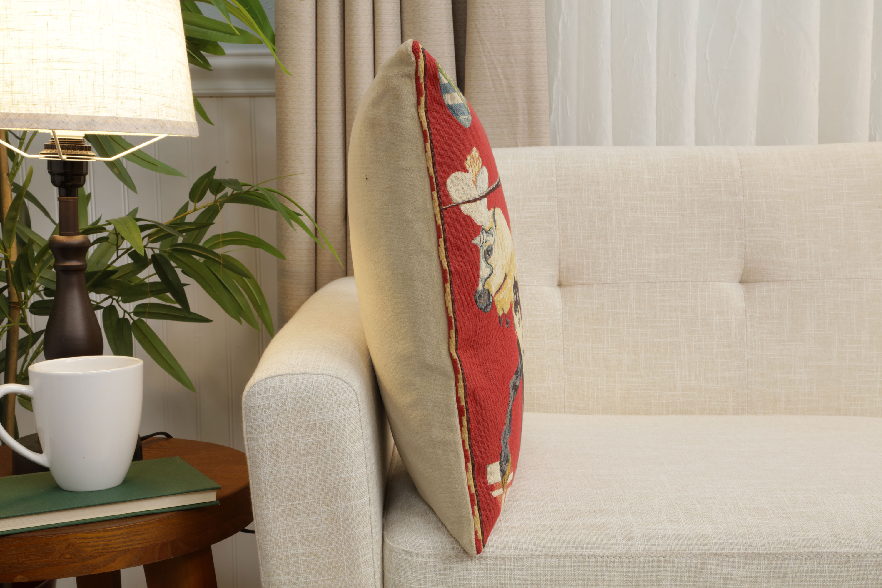 Red Knight European Tapestry Pillow Cover 18x18 Inch Cotton Jacquard Woven Cushion Cover