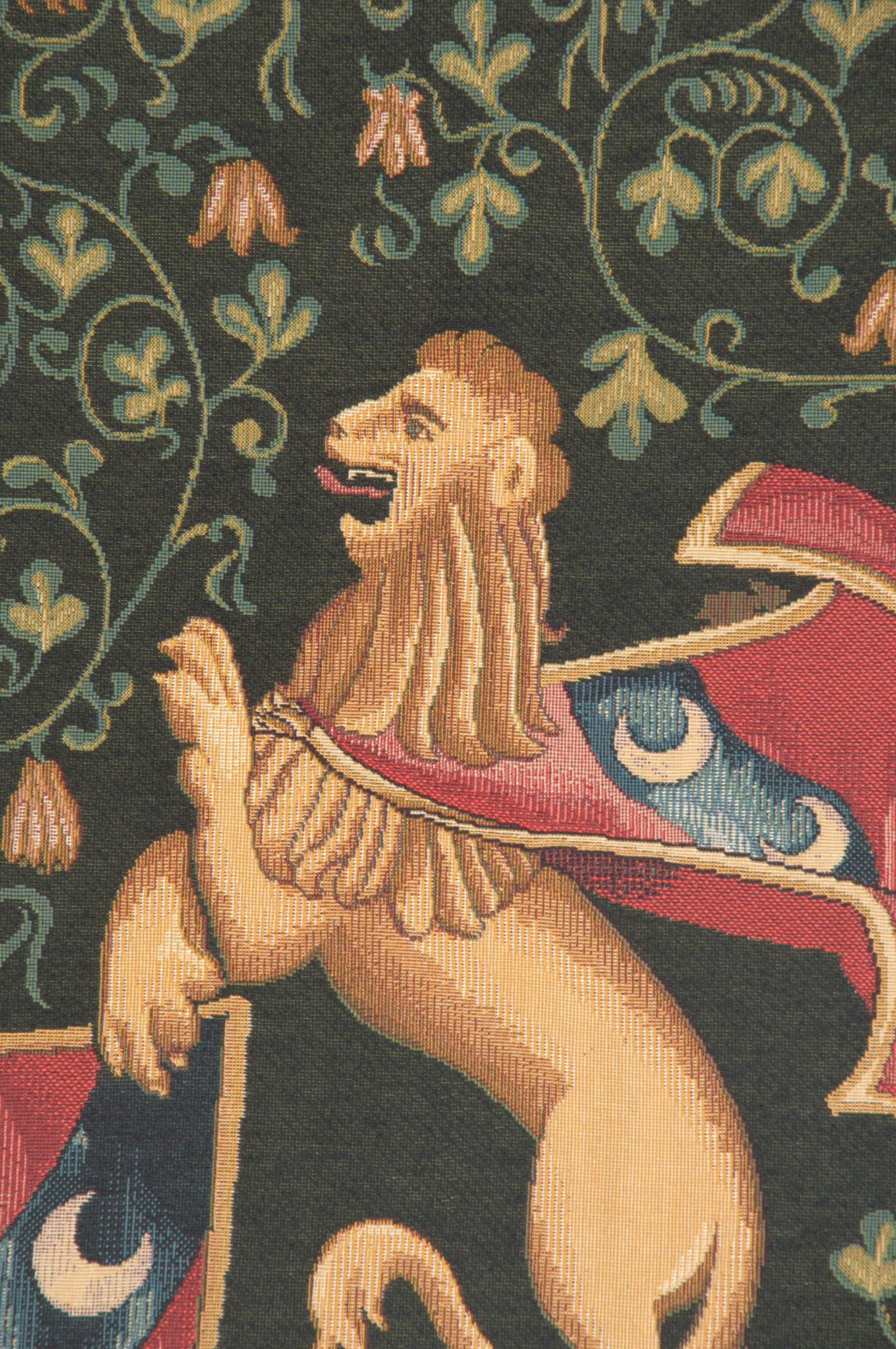 Alberto Passini Lion Medieval Tapestry Wall Hanging 33 x 26 in Heraldic Lion Jacquard Woven Wall Art Castle Decor