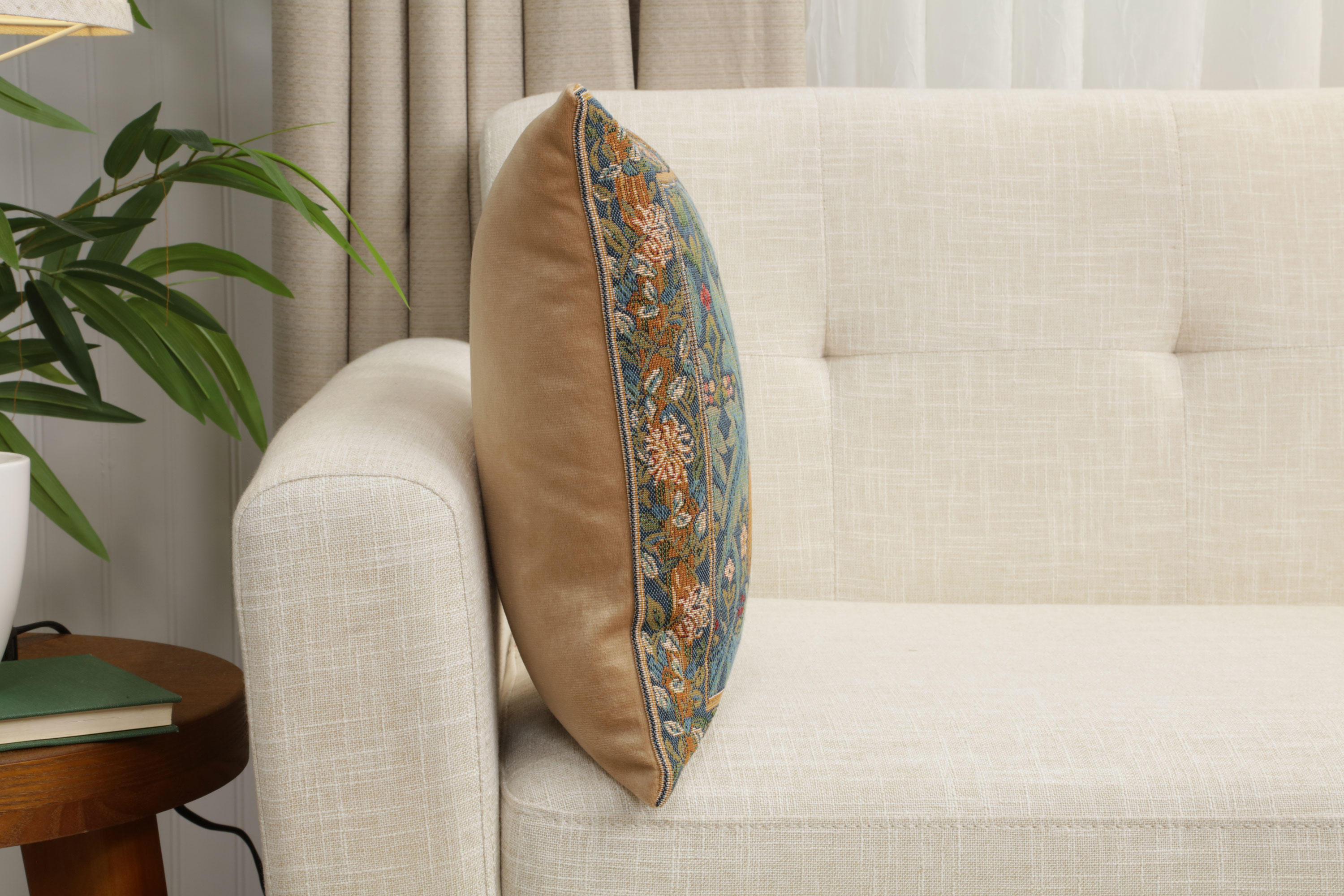 Brother Rabbit Medieval Tapestry Pillow Cover 14x14 European Cotton Jacquard Woven Cushion Cover
