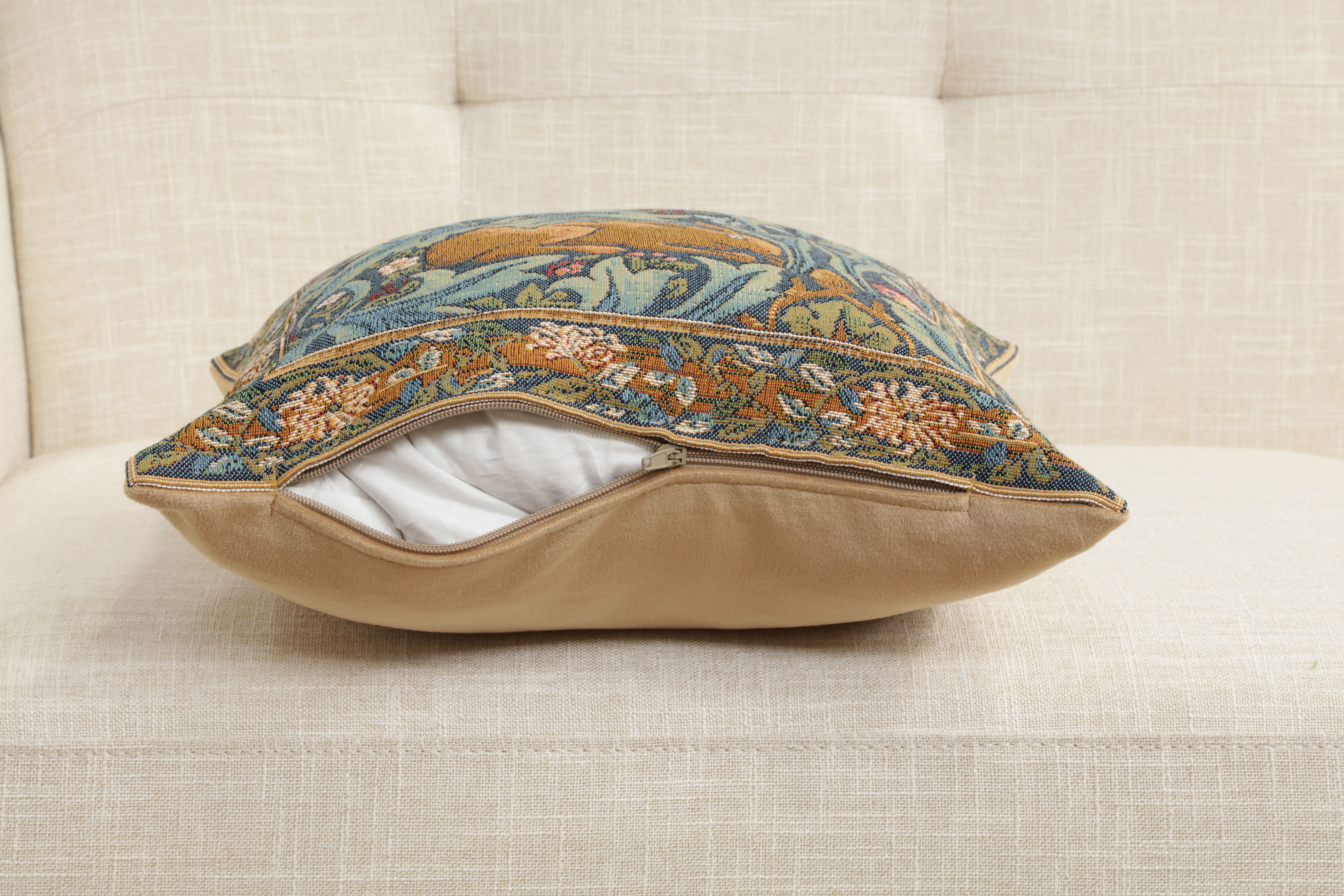 Brother Rabbit Medieval Tapestry Pillow Cover 14x14 European Cotton Jacquard Woven Cushion Cover
