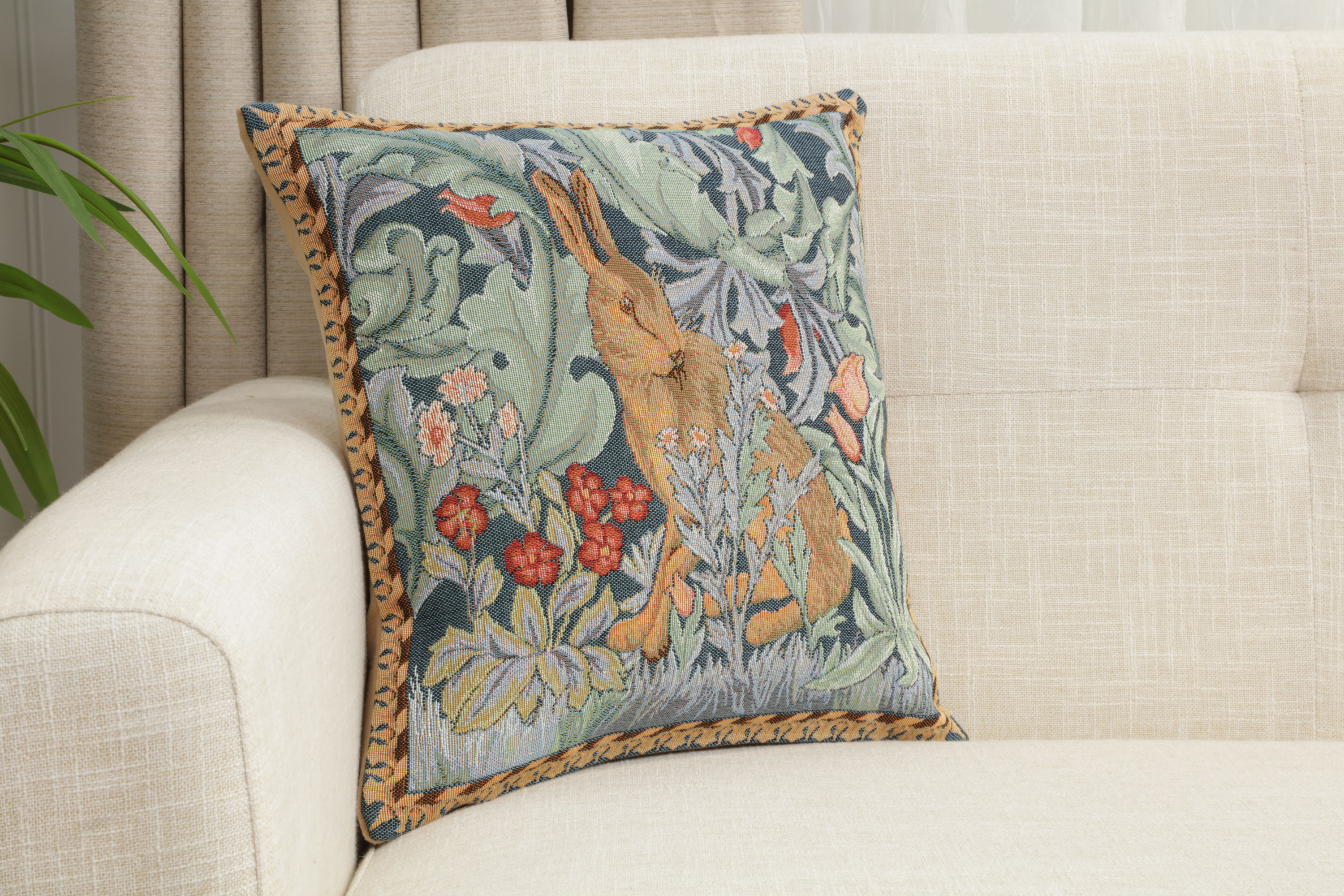 Rabbit Facing Left Medieval Tapestry Pillow Cover 14x14 European Cotton Jacquard Woven Cushion Cover