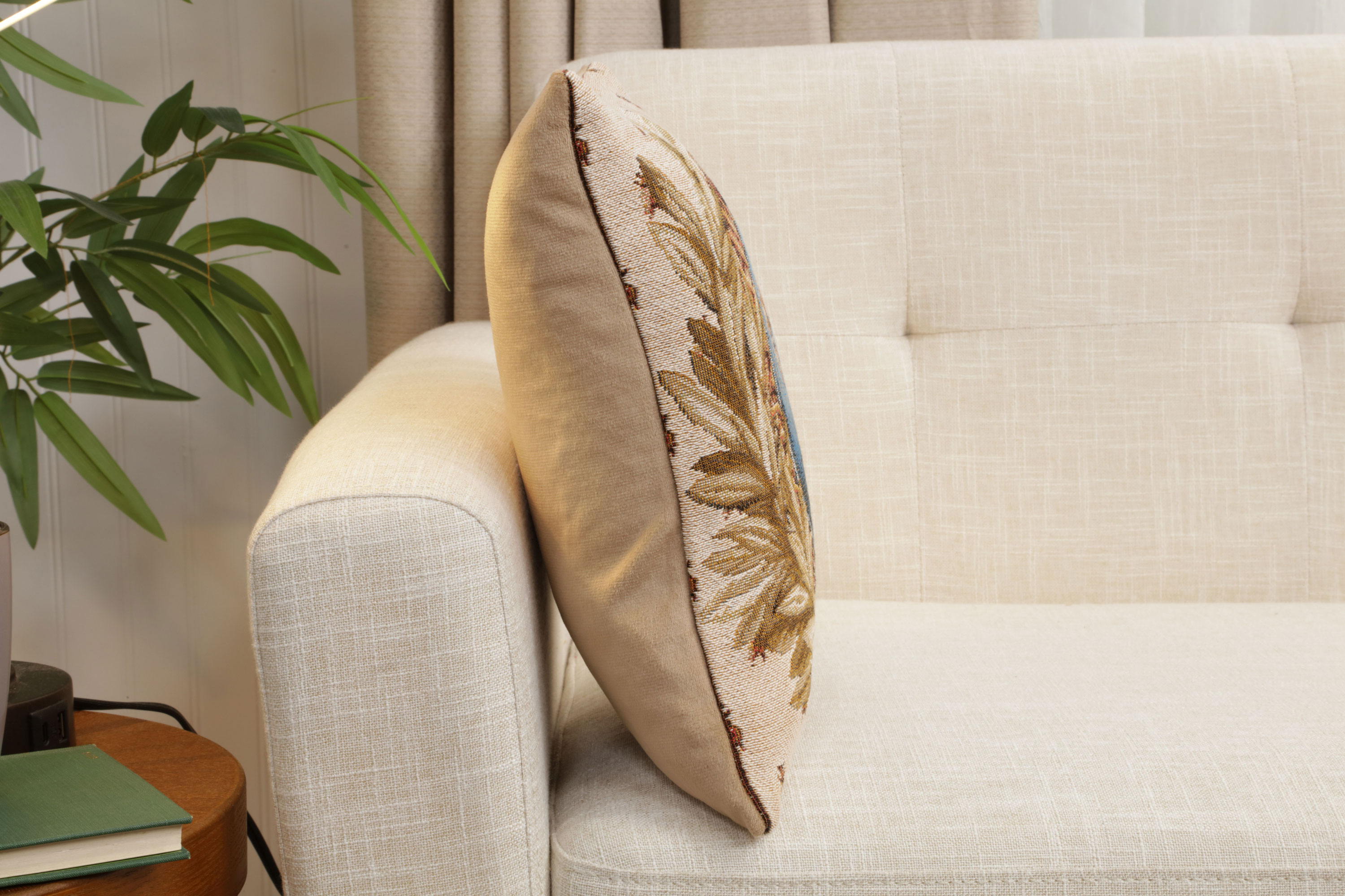 French Empire Lys Tapestry Pillow Cover 14x14 Inch Cotton Jacquard Woven Cushion Cover