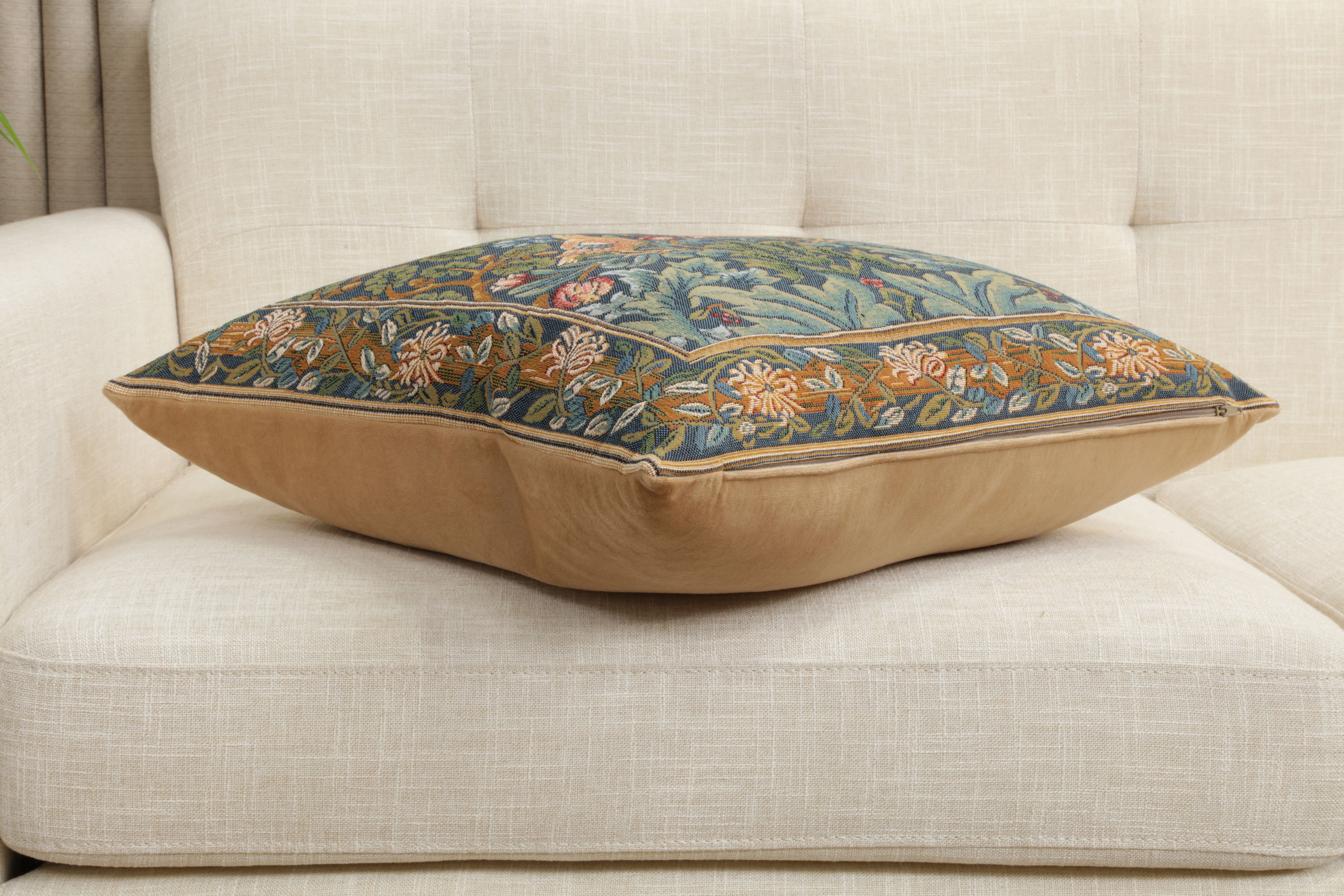 Brother Bird Left Medieval Tapestry Pillow Cover 19x19 inch European Cotton Jacquard Woven Cushion Cover
