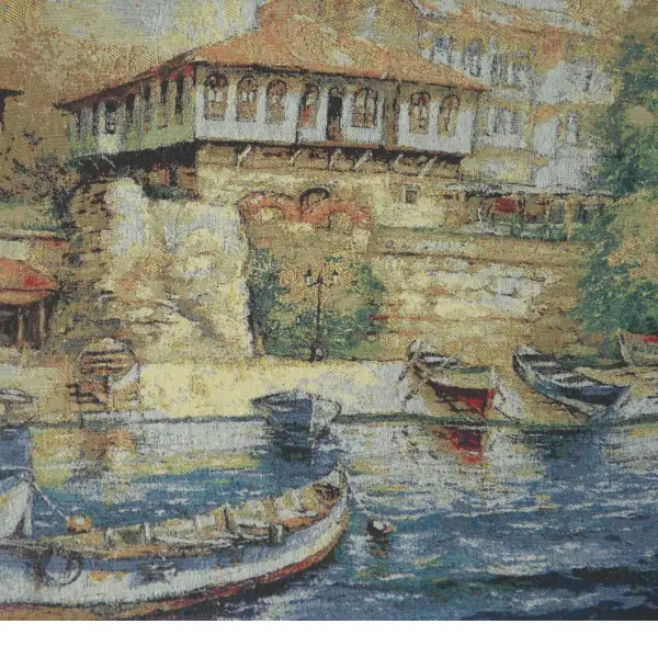 The Lakeside Overlook