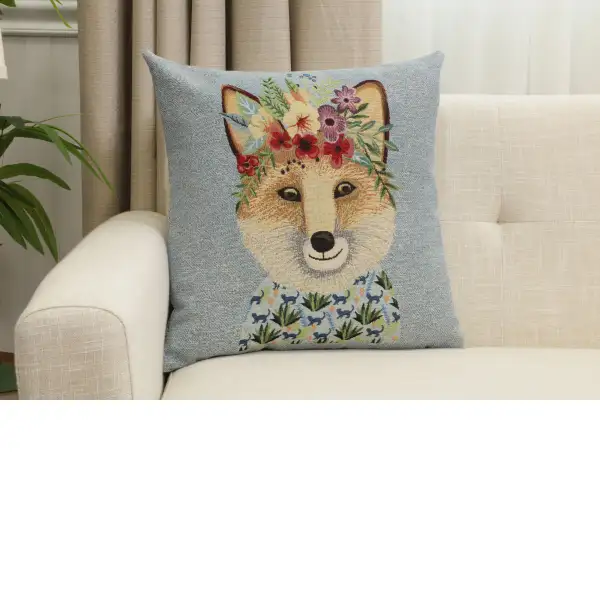 Felicia the Fox