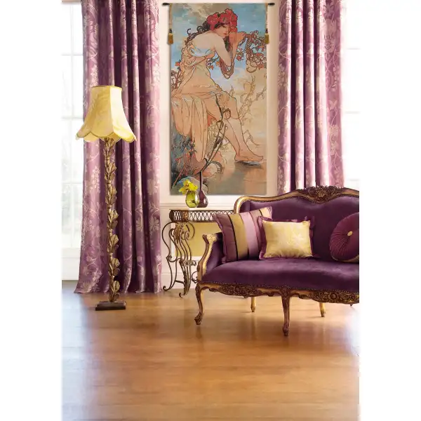 Summer Mucha