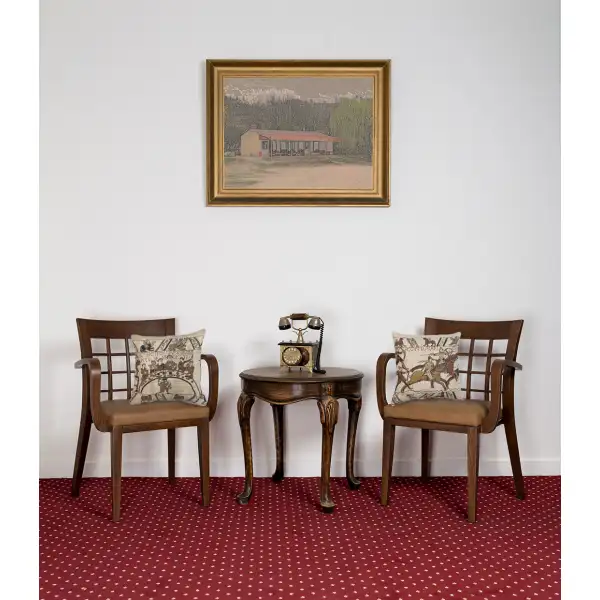 Banquet Table